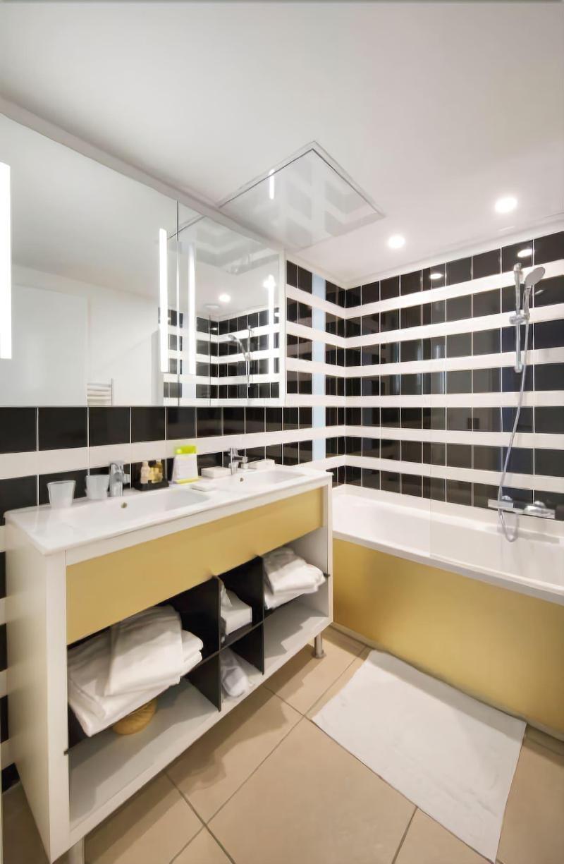 Adonis Mougins Aparthotel Ngoại thất bức ảnh