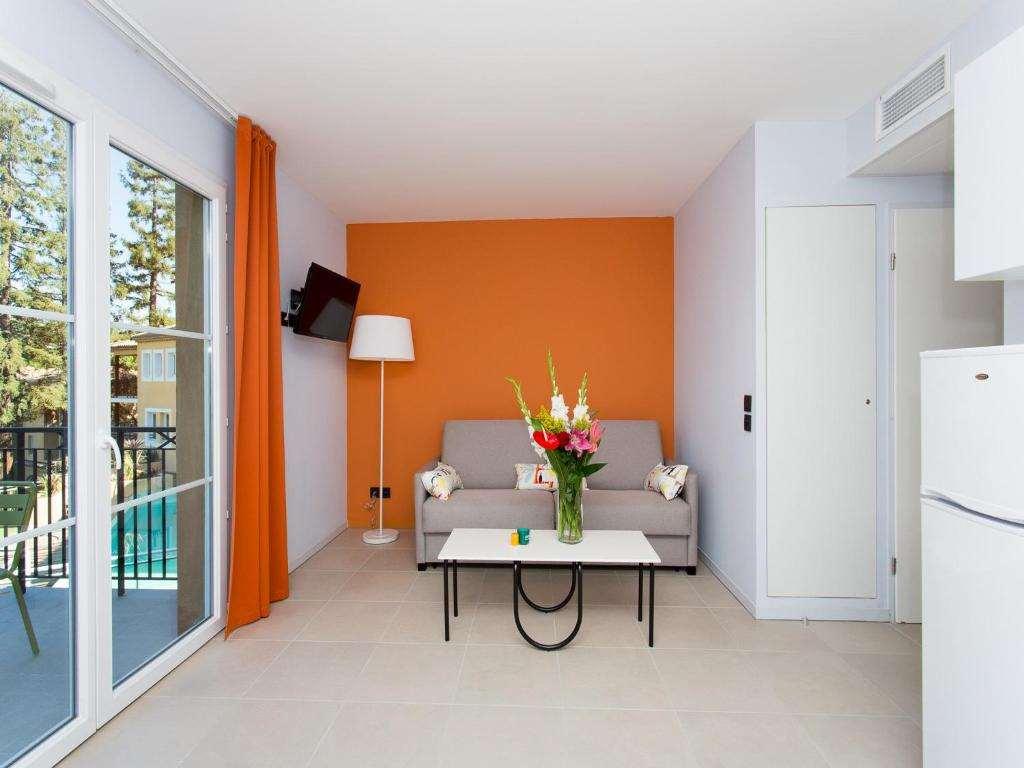 Adonis Mougins Aparthotel Phòng bức ảnh
